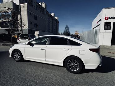 Hyundai: Hyundai Sonata: 2018 г., 2 л, Автомат, Газ, Седан — 7
