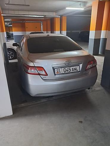 car kg: Toyota Camry: 2009 г., Седан — 2
