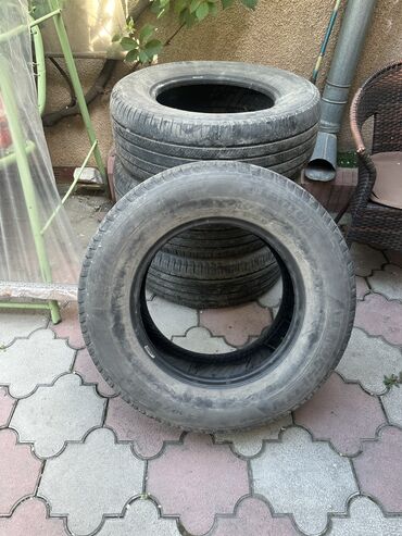 Шины: Шины 265 / 65 / R 17, Лето, Б/у, Комплект, Внедорожные (АТ/МТ), Michelin at lalafo.kg Шины: Шины 265 / 65 / R 17, Лето, Б/у, Комплект, Внедорожные (АТ/МТ), Michelin