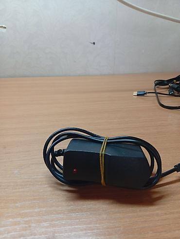 Зарядные устройства: Разные зарядки Особенности и функции: - Физическая кнопка SOS для — 21