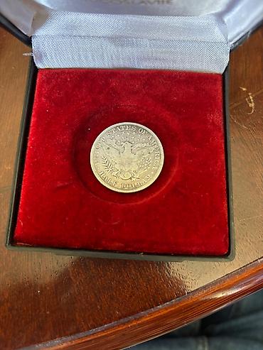 Ostali predmeti za umetnost i kolekcionarstvo: 5 francuskih srebrnih kovanica (2x 1832, 1833, 1838, 1868) 6x pola — 29