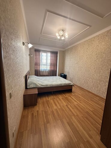 Долгосрочная аренда квартир: 4 комнаты, Агентство недвижимости, Без подселения, С мебелью полностью — 4