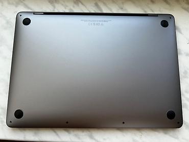 2.el macbook: MacBook M2 Pro, 512 GB yaddaş, 8 GB RAM. Batareya vəziyyəti 98%-dir — 1
