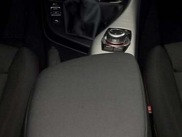startno oruzje: NASLON ZA RUKE ZA BMW SERIJA 1 OD 2011. DO 2015. GOD — 1