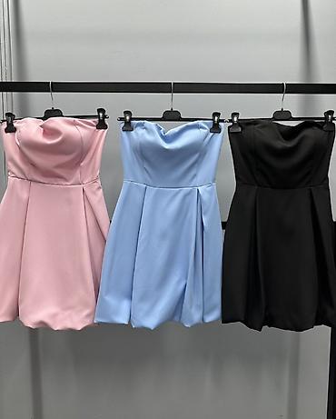 vrste roze boje: Kratka elegantna haljina bez bretela
2400din
S M L — 2