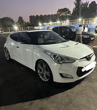 hunday elantra 2012 qabag pad krilnik: Salonnan alinma 2012 model Hyundai Veloster, ağ rəng, kupe-hetçbek — 2