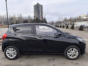 Chevrolet: Chevrolet Spark: 2018 г., 1 л, Автомат, Бензин, Хэтчбэк — 2