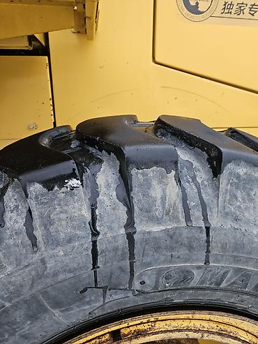 Погрузчики: Погрузчик, XCMG, 2012 г., Колесный, Фронтальный — 11