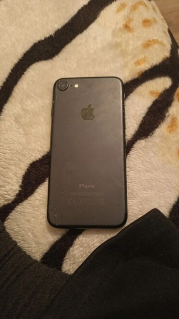 Apple iPhone: IPhone 7, Б/у, 32 ГБ, Black Titanium, 100 %