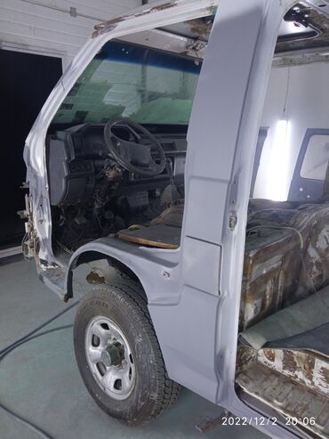 Avtoservis, nəqliyyatın təmiri: Avtomobil kuzov təmiri və rəngləmə xidməti - Mikroavtobus və furqon — 3