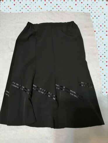 zvonasta suknja: XL (EU 42), color - Black
