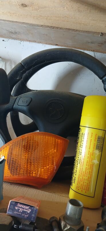 Sükan üzlükləri: Avtomobil sükan aksesuarları və hissələri dəsti - Sükan üzlükləri — 3