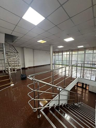 в цум: Магазин, Отдельностоящий магазин, 135 м² Действующий, Без оборудования, С ремонтом, Water сommunications, Electricity сommunications, Отдельный вход, 1 линия — 7