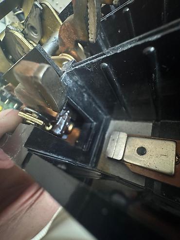 puskatel: Avtomat schneider 250 amper,2 ədəd var,keyfiyyətli — 4