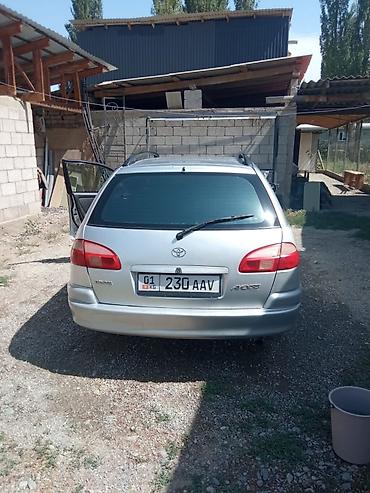terano: Сдаю Toyota Avensis под выкуп, Бензин — 4