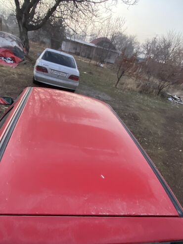 Volkswagen: Volkswagen Golf: 1992 г., 1.8 л, Механика, Бензин, Хэтчбэк — 12