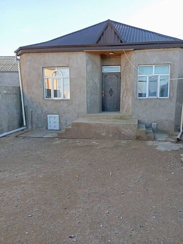 sabunçu həyət evi: Pirşağı qəs. 4 otaqlı, 100 kv. m, Orta təmir