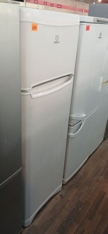 soyuducu baku electronics: 2 qapılı Indesit Soyuducu Satılır, rəng - Ağ
