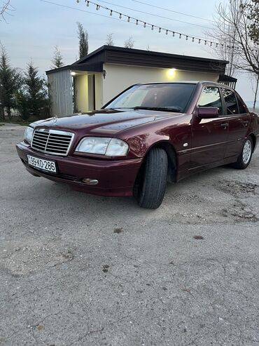 Mercedes-Benz: Mercedes-Benz C 180: 1.8 l | 1997 il Sedan — 11