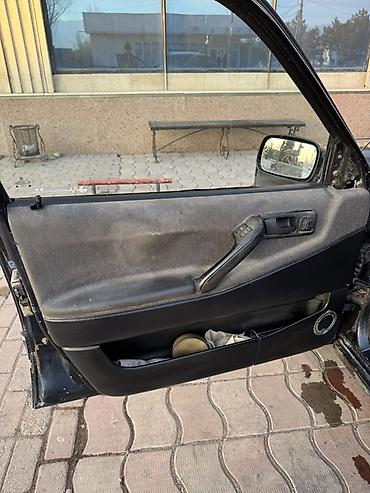 Volkswagen: Volkswagen Passat Variant: 1992 г., 1.8 л, Механика, Бензин, Универсал — 23