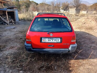 Volkswagen: Volkswagen Golf Variant: 1995 г., 1.8 л, Механика, Бензин, Универсал