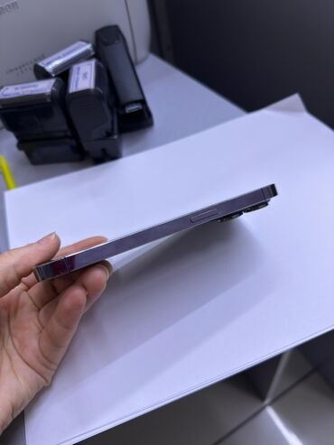 Apple iPhone: IPhone 14 Pro, 256 GB, Deep Purple, Simsiz şarj, Face ID, Sənədlərlə — 12