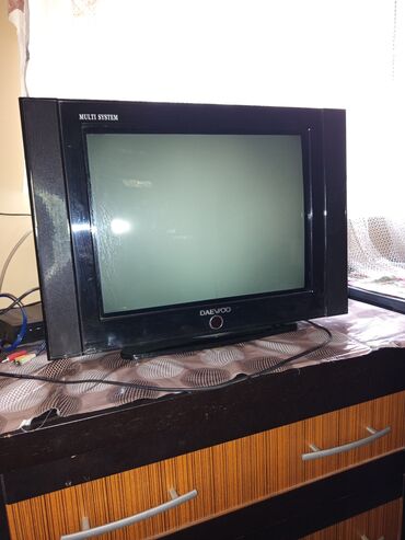 Техника для кухни: - Daewoo markalı “Multi System” kineskop televizor - Qara korpus, ön