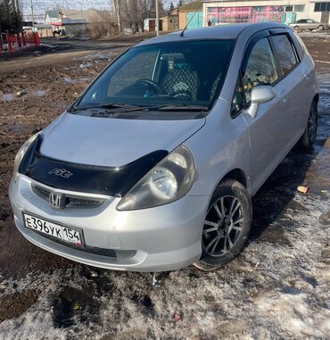 обмен фитке: Honda Fit: 2002 г., 1.3 л, Автомат, Бензин, Хэтчбэк