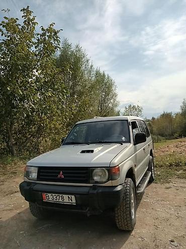 насосы для подкачивании колёс: Mitsubishi Pajero: 1994 г., 2.8 л, Механика, Дизель, Внедорожник — 2