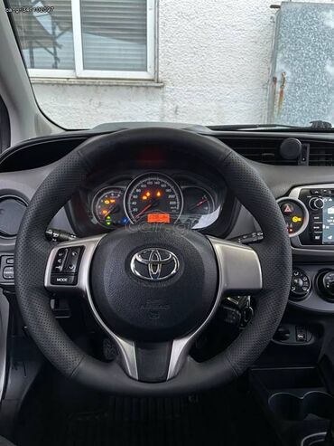 Toyota: Toyota Yaris: 1.4 l. | 2016 έ. Χάτσμπακ — 19