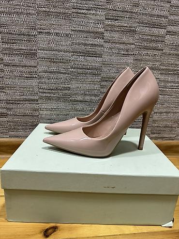 klassik kişi cəkmələri: Qadın ayaqqabıları – 2 cüt 1) Klassik stiletto 20 azn yeni - Rəng — 1