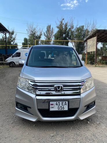 учёт российский: Honda Stepwgn: 2012 г., 2 л, Автомат, Бензин, Минивэн