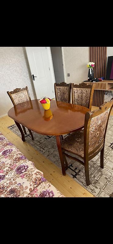 Qonaq otağı üçün, İşlənmiş, Açılan, Oval masa, 6 stul