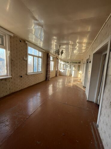 Həyət evləri və villaların satışı: Goygol rayonu Awigli kendi 1 ci perevaldan 50 metr awagi. Ev 2 — 9