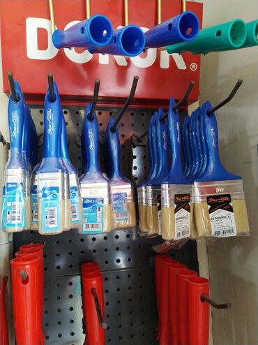 sədəf boya qiyməti: Star & Olil firmasının müxtəlif ölçülü boya fırçaları. Mavi rəngli