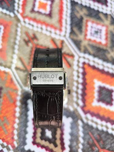 qol saatlari: İşlənmiş, Qol saatı, Hublot, rəng - Qara — 5