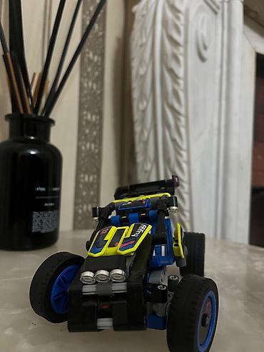 böyük konstruktorlar: LEGO Technic qum avtomobili – yığma konstruksiya model - Rənglər — 1