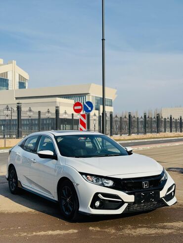 рассрочка кейджи: Honda Civic: 2022 г., 1.5 л, Бензин, Хэтчбэк