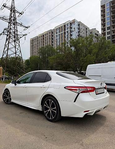 xv70: Toyota Camry: 2018 г., 2.5 л, Автомат, Бензин, Седан — 7