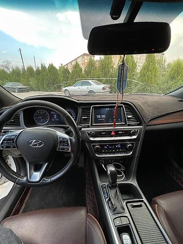 полик нива: Hyundai Sonata: 2017 г., 2 л, Автомат, Газ, Седан — 6
