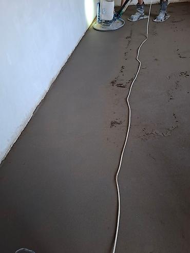 Напольные работы: Полусухая стяжка пола под ключ Что выполняется: - Устройство — 8