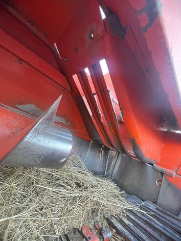 Тюковые пресс-подборщики: Тюковый пресс-подборщик (поршневой), красный. Назначение: - Подбор — 8