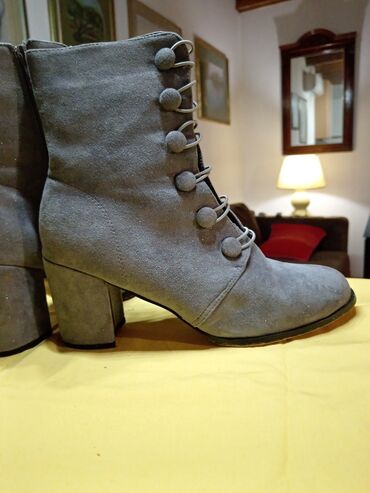 Čizme: Čizme, 40 — 11