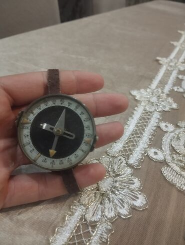 qədim fransız pulu: Qədimi kompas