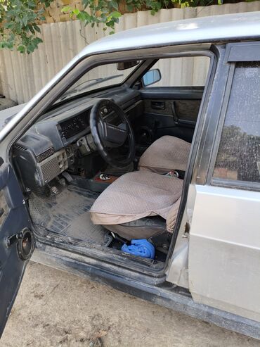 ВАЗ (ЛАДА): ВАЗ (ЛАДА) 21099: 2002 г., 1.5 л, Механика, Бензин, Хэтчбэк — 5