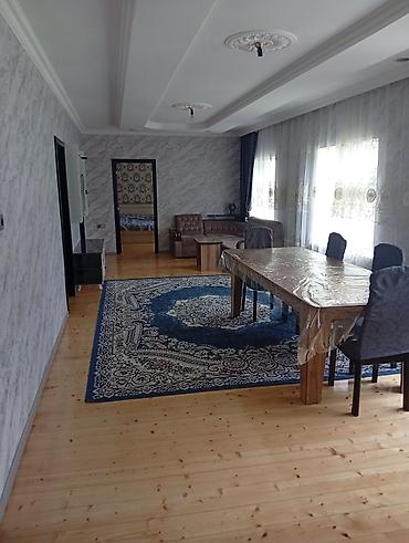 Günlük kirayə evlər: 100 kv. m, 3 otaqlı — 5