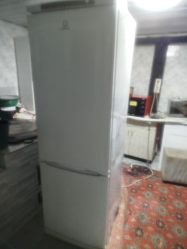 dekko plus: Холодильник Indesit, двухкамерный, белый. - Классическая компоновка — 4