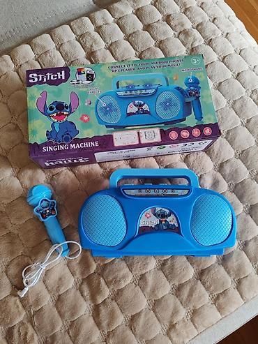 deciji mobilni telefoni igracke: Stitch Singing Machine – karaoke boombox za decu (3+) - Set sadrži — 1
