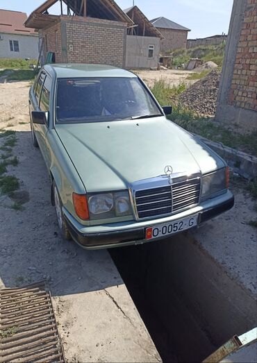 подешка мерс: Mercedes-Benz 230: 1988 г., 2.3 л, Механика, Бензин, Седан