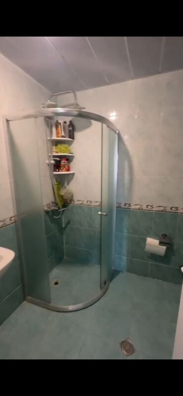 Alçipan: Duş kabin. Hal hazırda sökülü haldadı, evdə təmir gedir Satılır 70₼